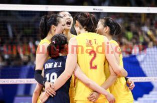 翻译英语中国女排队员（中国女排队员用英语怎么说）