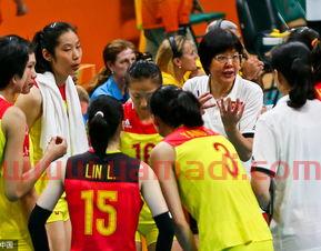 中国女排郎平在美国的住宅（请问中国女排教练郎平是中国人还是美国人）