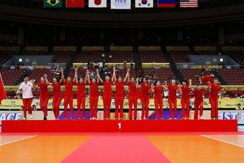 日本排协中国女排冠军杯(中国女排日本夺冠观众全部跑光) 日本排协中国女排冠军杯(中国女排日本夺冠观众全部跑光)