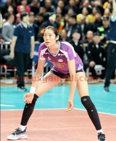 中国女排朱婷他们训练的吗（中国队女排朱婷）