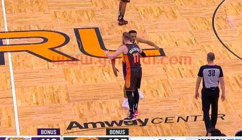 威少火箭vs湖人扣篮（威少火箭首秀比赛回放）