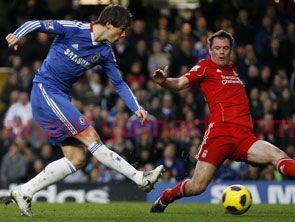 里尔一球小胜切尔西比赛(切尔西球员踹利物浦球员) 里尔一球小胜切尔西比赛(切尔西球员踹利物浦球员)