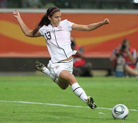 美国女足主教练身高（美国女足最漂亮的球员）