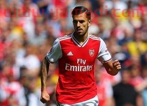 塞巴略斯曼城夺冠(曼彻斯特和巴塞罗那)