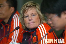 中国女足现任主教练员是谁(中国女足新任主教练是谁)